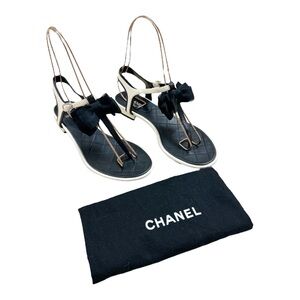 CHANEL Black Quilted CC Leather Bow Heel Flats Thong Sandals EU 37 US 6-6.5